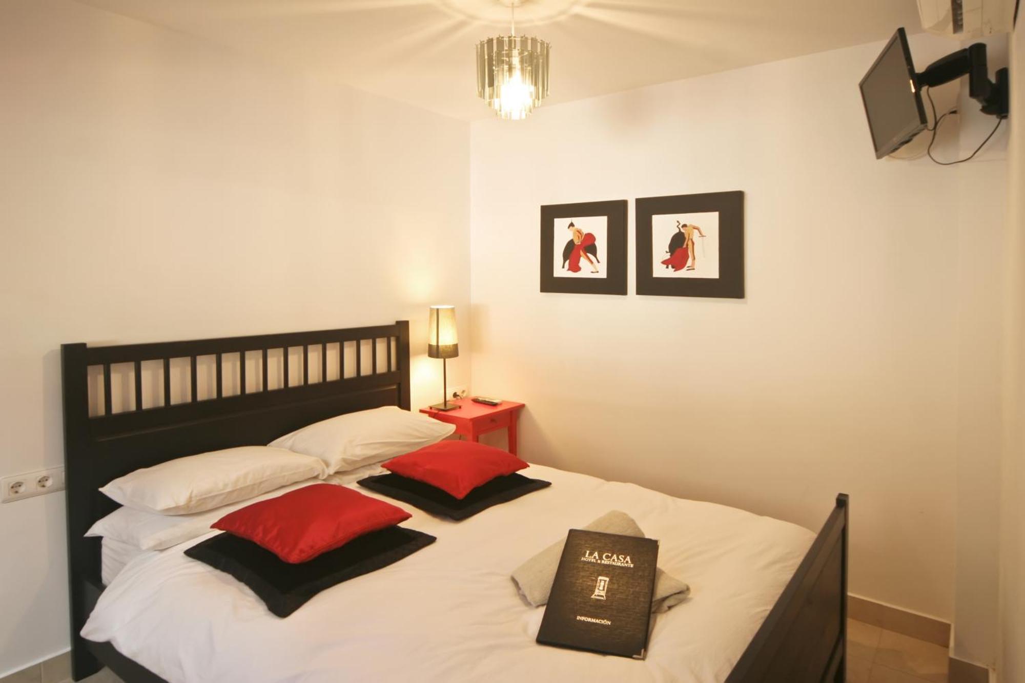 Hotel La Casa Торокс Екстериор снимка